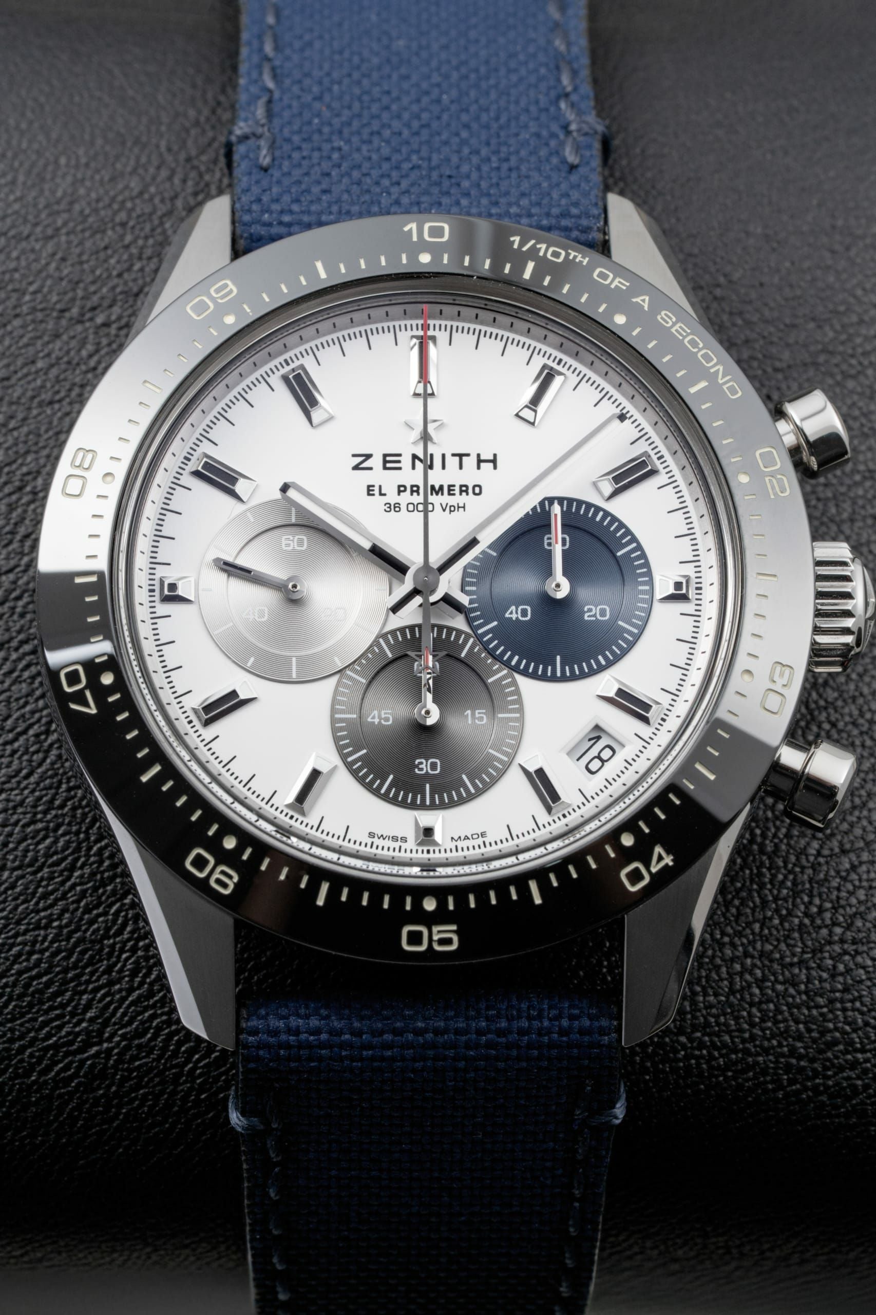 000000000159-08.jpg?size=m&w=