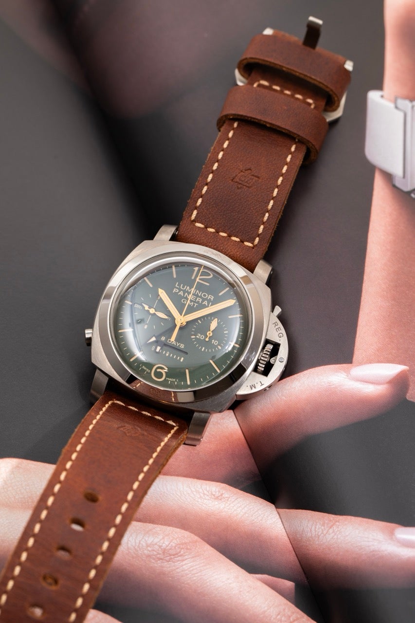 中古A】 パネライ 時計 ルミノール 1950 PAM00737 ダークグリーン文字